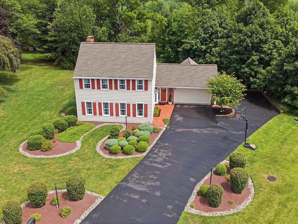 1st image of 113 Hayhurst Ct