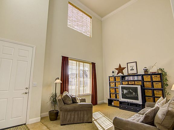 3rd image of 600 Norris Ct