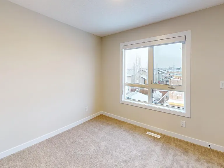4703 32nd Ave — Photo 108