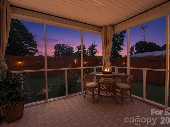 4165 Thomas Sam Dr, Rock Hill, SC 29732