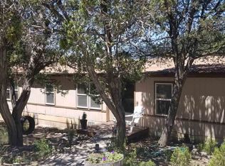 72 Tablazon Rd, Tijeras, NM 87059