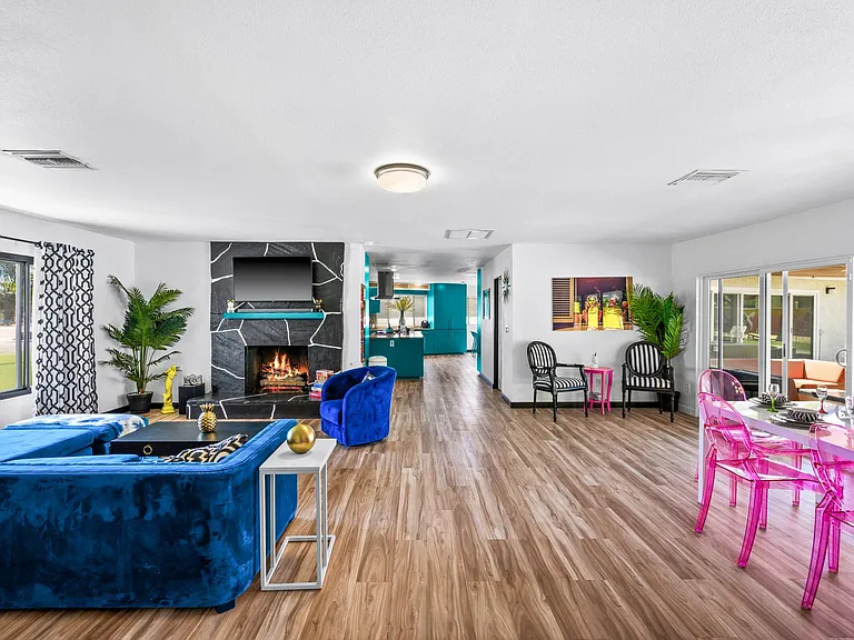 2099 E Racquet Club Rd — Photo 15