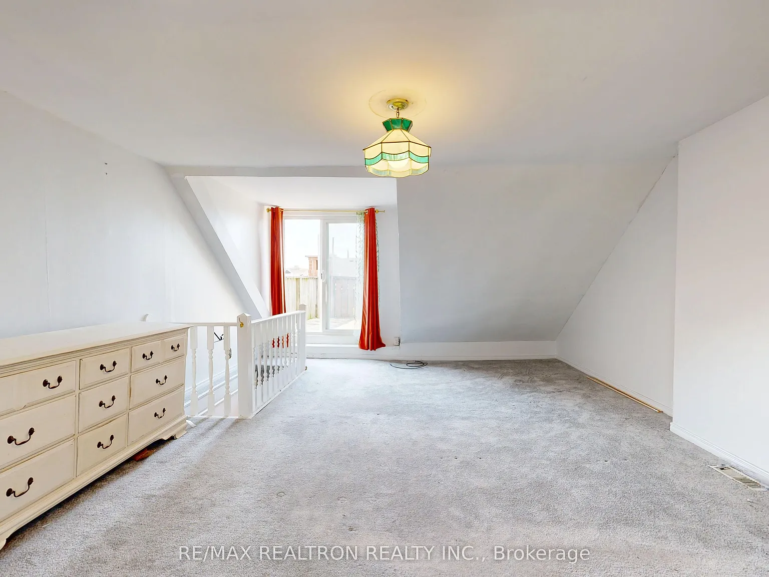 3 bed, $3,100 — Photo 4