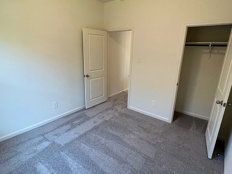 752 Richmond Dr — Photo 19
