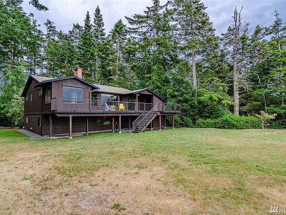 3rd image of 698 Cathedral Dr
