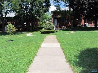 204 Terhune Ave APT D, Lodi, NJ 07644