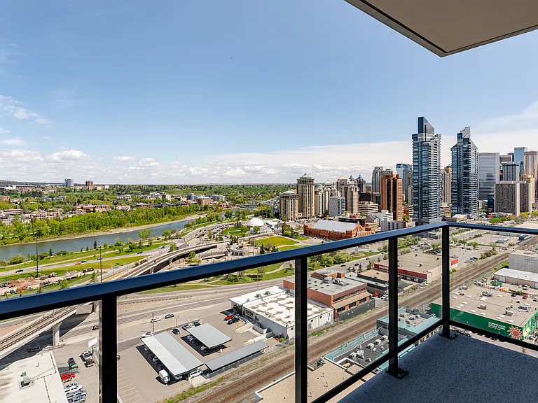 1015 13th St SW — Photo 48