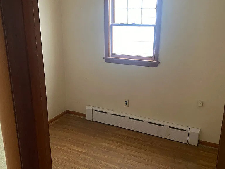 1002 Crown Ave #3 — Photo 6