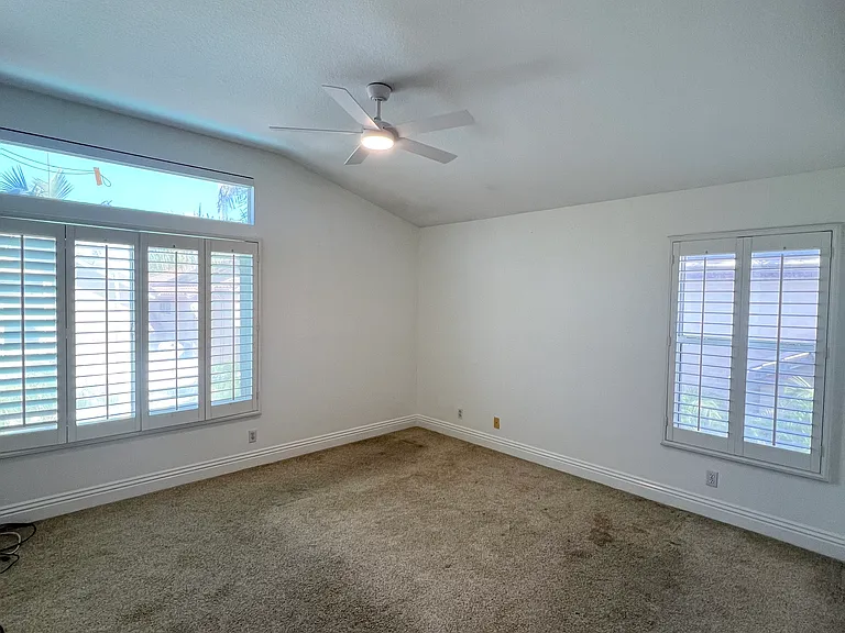 17 Belcrest — Photo 11