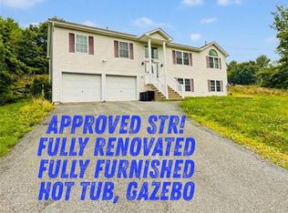 1299 Glade Dr S, Long Pond, PA 18334