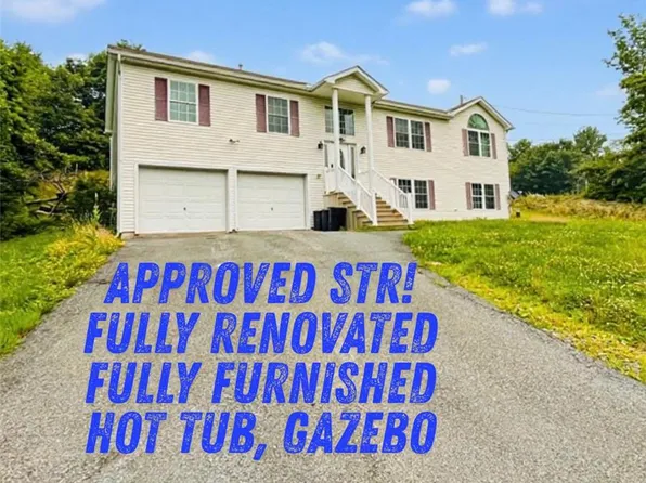 1299 Glade Dr S, Long Pond, PA 18334