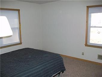 4th image of 7910 Evanston Ave