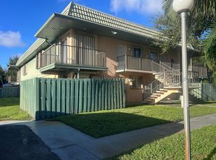 1856 Fairview Villas Dr APT 3, Palm Springs, FL 33406