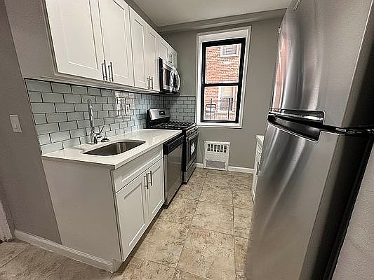 1st image of 2320 Grand Ave APT 2C