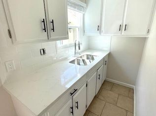 162 Quincy Ave #E, Long Beach, CA 90803