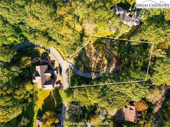 TBD Wonderland Trail, Blowing Rock, NC 28605