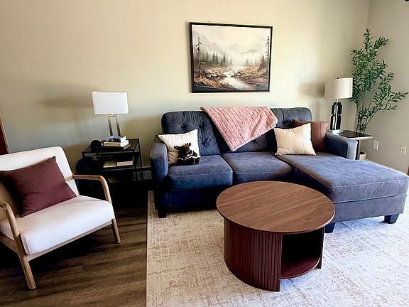 2nd image of 11527 Heritage Ct APT 2