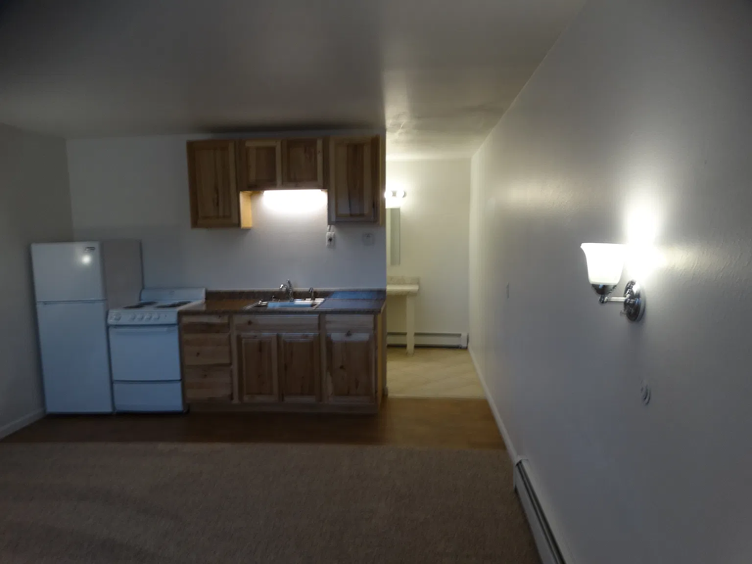 Studio, $925 — Photo 3