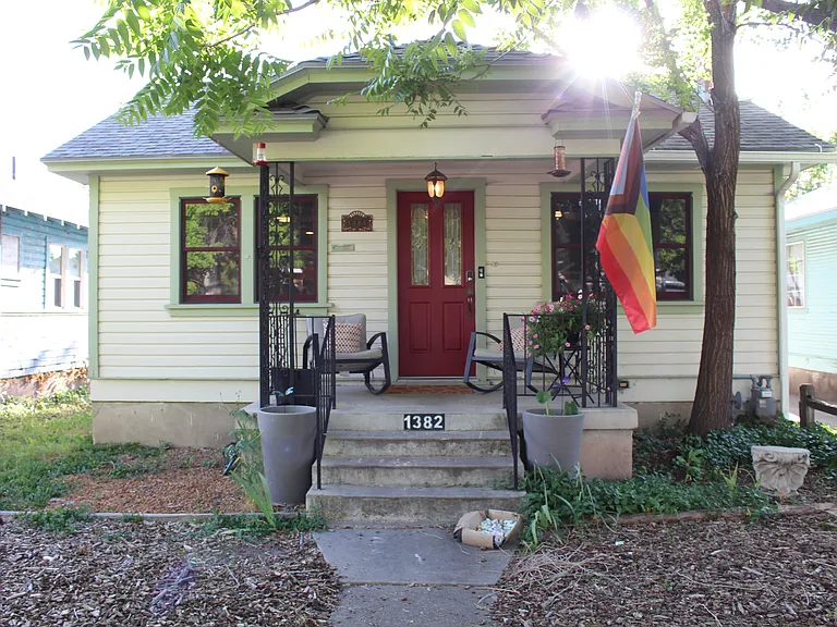 1382 S Green St — Photo 50