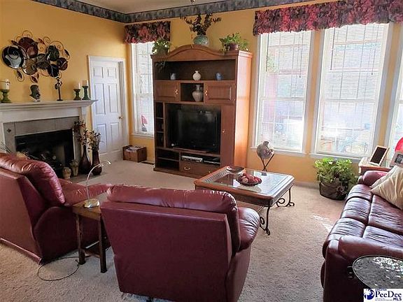 3rd image of 1110 Hallie Dr