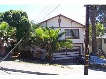 370 Clifton Rd photo 1