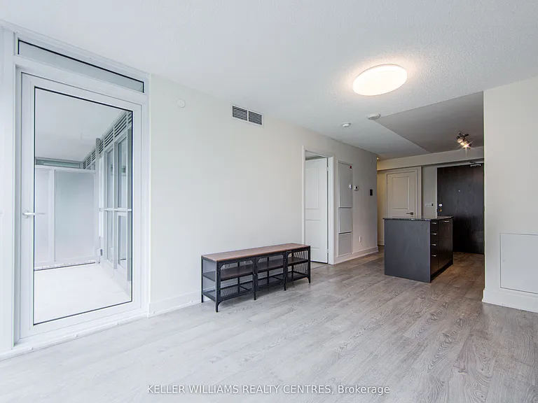 88 Sheppard Ave E #511 — Photo 8