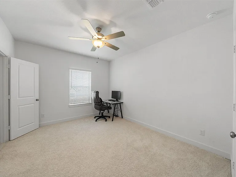2211 Stone Lodge Ct — Photo 30