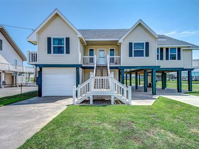 1986 Matt Dr, Crystal Beach, TX, 77650