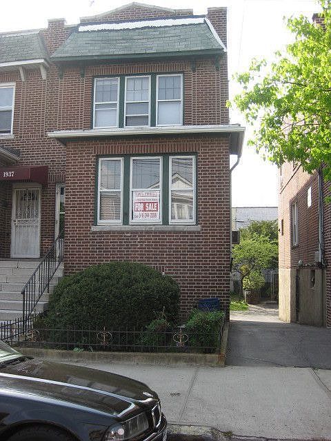 Front view 