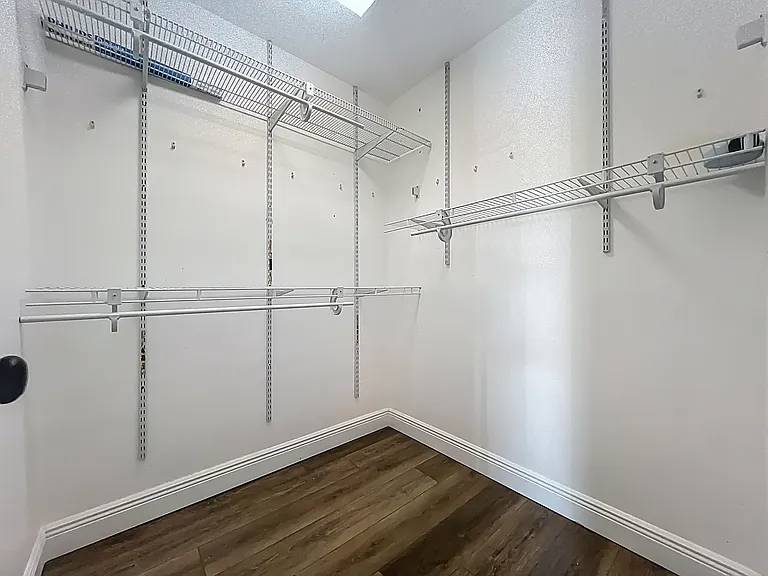1342 Richwood Cir — Photo 17
