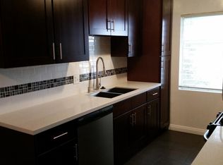 7521 Norton Ave APT 4, West Hollywood, CA 90046