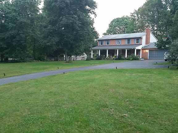 2nd image of 15781 Palmer Ln