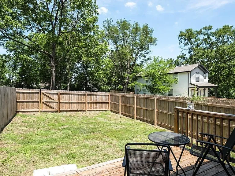 1015B Elvira Ave — Photo 21
