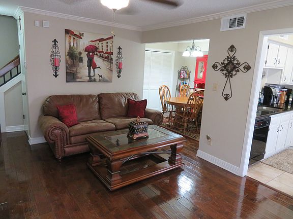4th image of 3100 Fairfield Ave Unit 14A