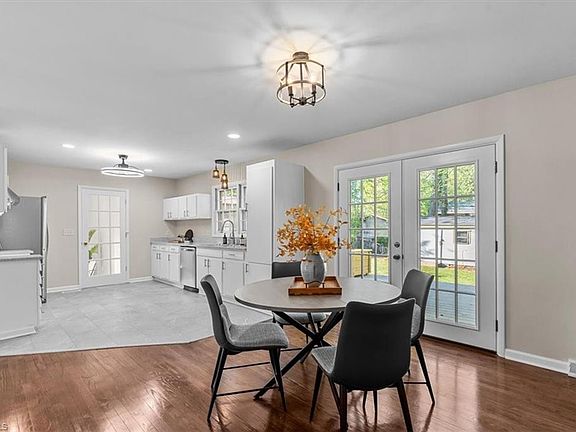 4th image of 3106 Goodall Dr