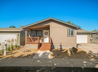1255 SW Salsify Ln, Redmond, OR 97756