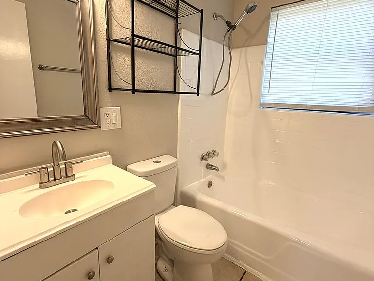7152 Koleda Dr — Photo 10