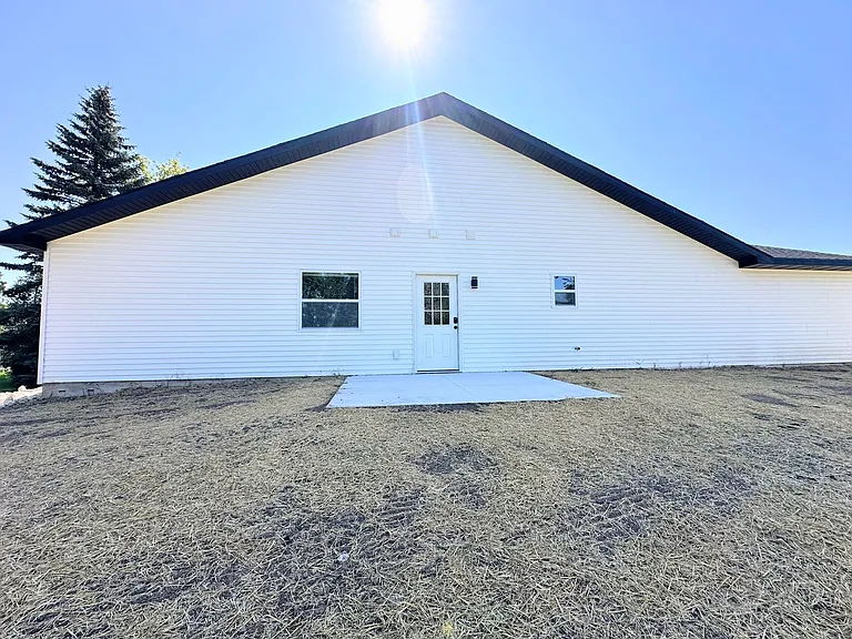 1201-1203 Atrium Ct — Photo 31