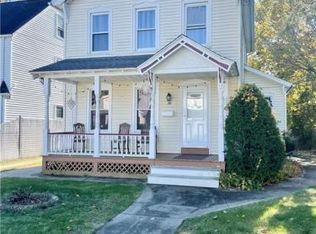 38 Barraclough Ave, Hamden, CT 06517