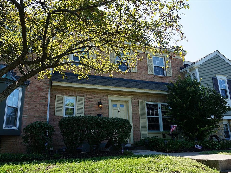 1st image of 20 Applewood Dr #20