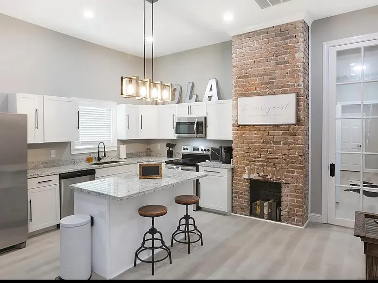 438 Friscoville Ave #1 — Photo 7
