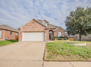 1664 Park Grove Dr, Irving, TX 75060