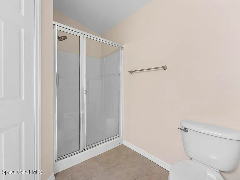 4800 Manchester Dr — Photo 17