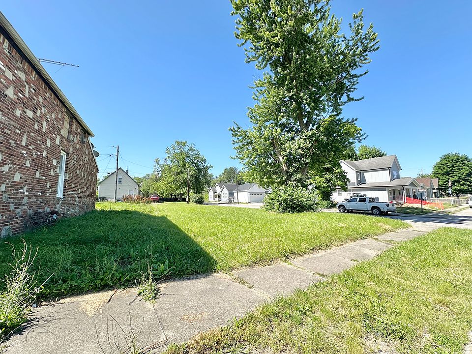 2nd image of 153 Wisconsin St