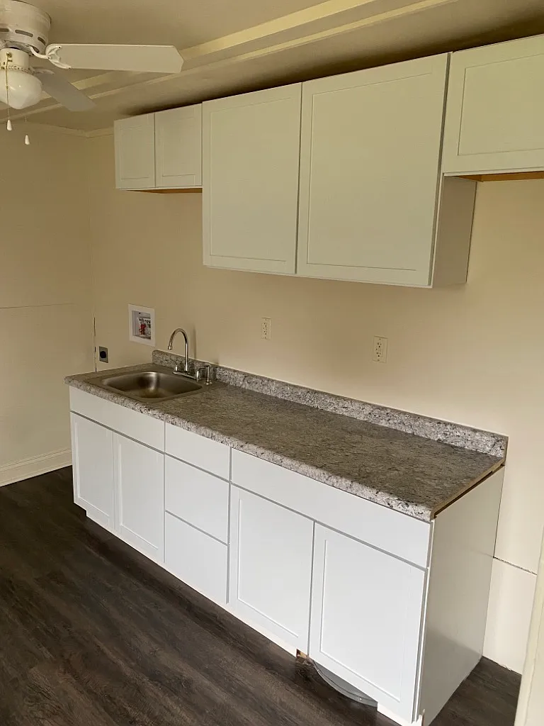2111 E Forest Ave - 2119 — Photo 4
