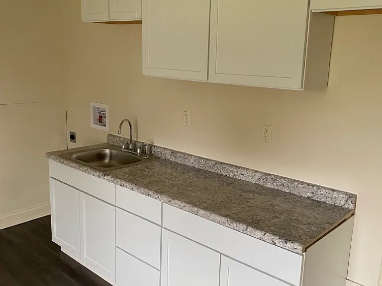 2119 E Forest Dr — Photo 4