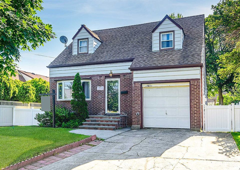 1st image of 37 Green Ave