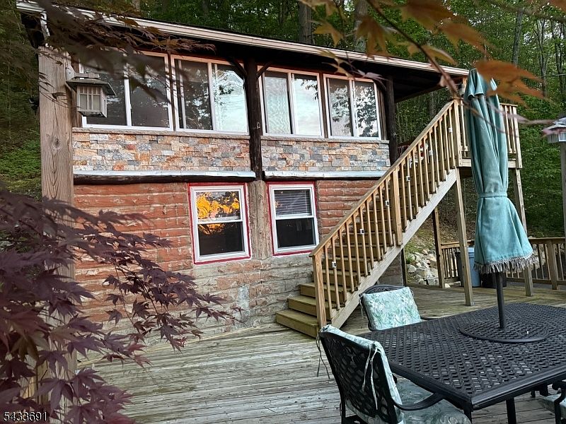 1st image of 57 Lakeside Dr