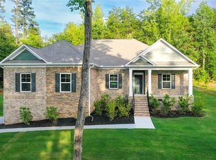 2900 Deadwood Loop, Seneca, SC 29678