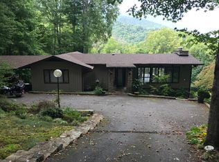 253 Old Fiddle Rd, Waynesville, NC 28786